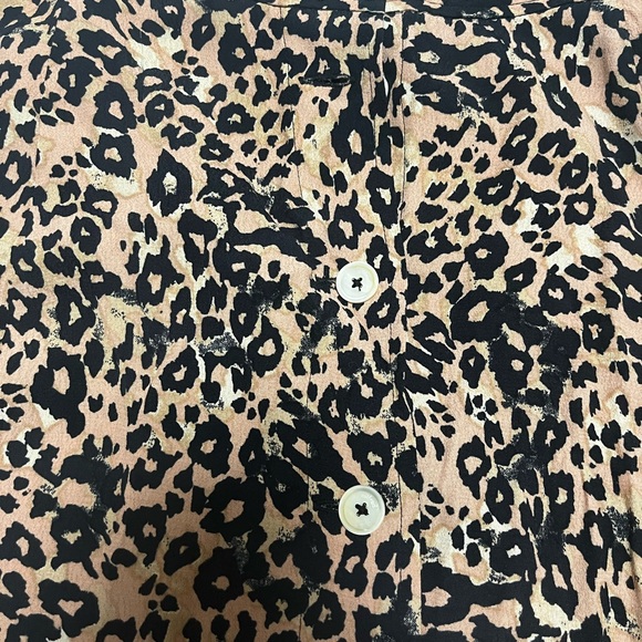 Aritzia Wilfred Button Midi skirt - Picture 5 of 6